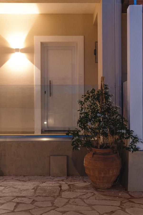 Christa Luxury Apartments Kávos Екстериор снимка